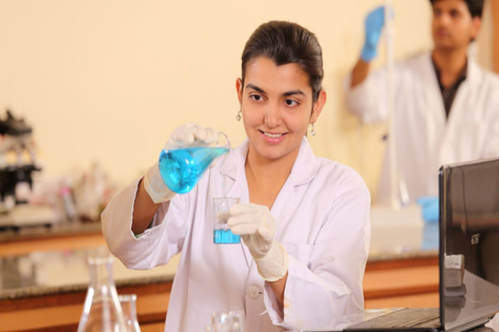 Amity University, Gurgaon Bio Lab of Amity University Gurgaon